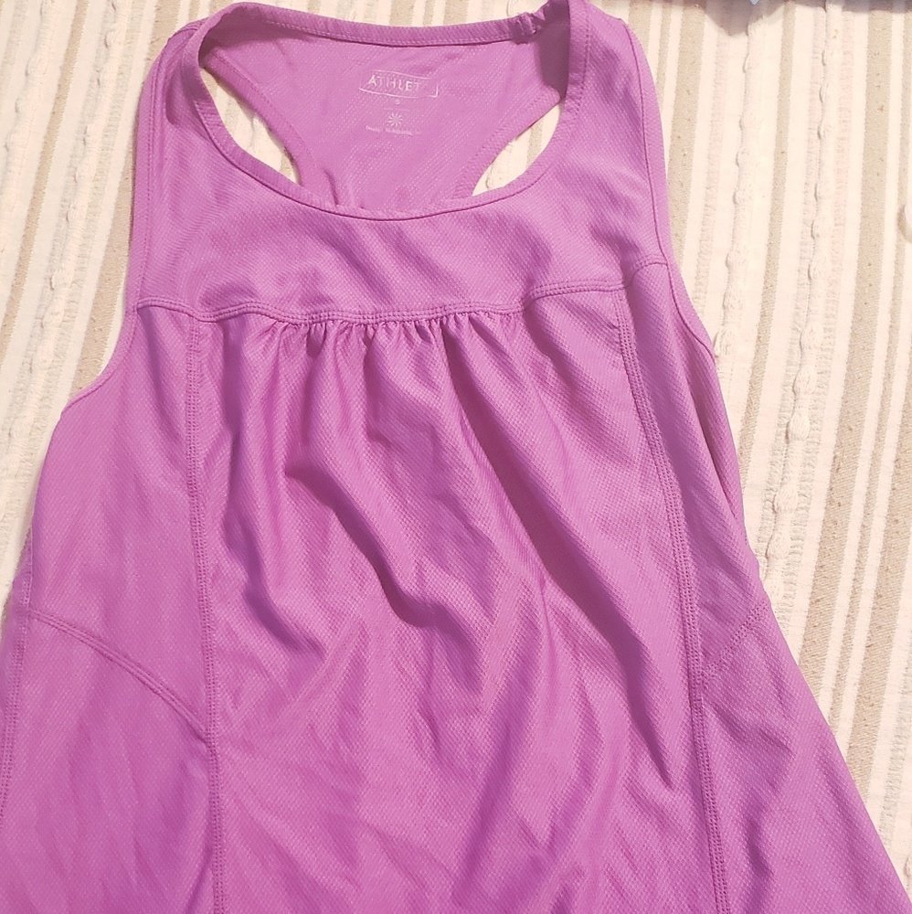 2 athleta tanks (sold together)